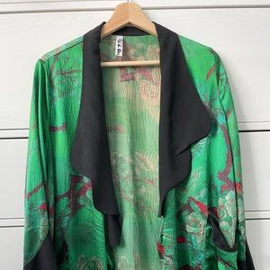 Blouse ( Rat&Boa) , size -M ; 100% Mulberry Silk